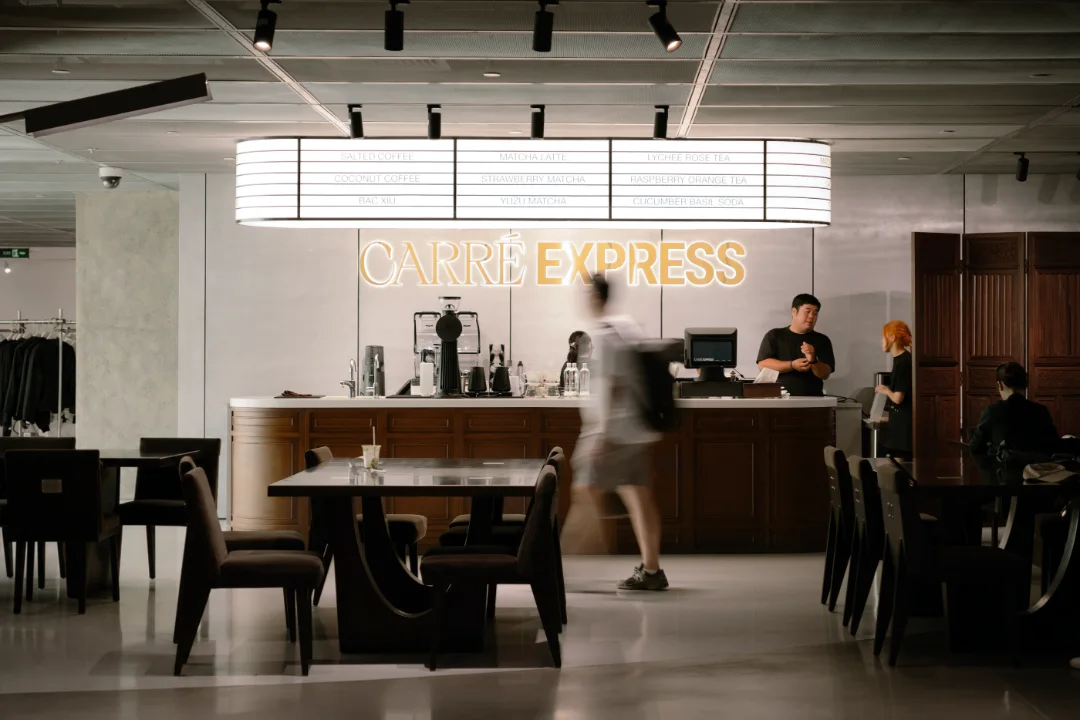 Carré Express Nguyễn Huệ — coffee counter inside Union Square, District 1